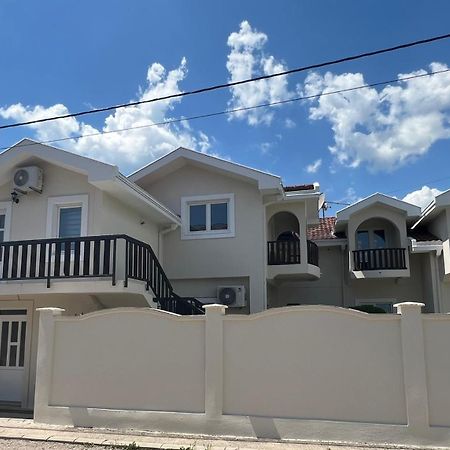Js Apartmani Nikšić المظهر الخارجي الصورة