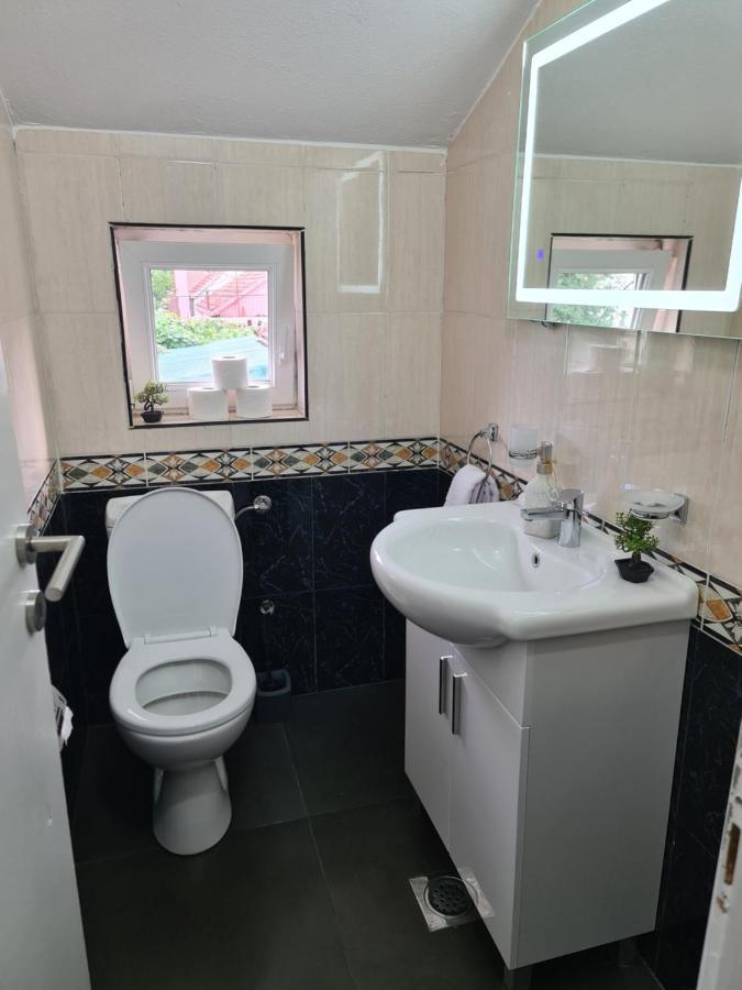 Js Apartmani Nikšić المظهر الخارجي الصورة
